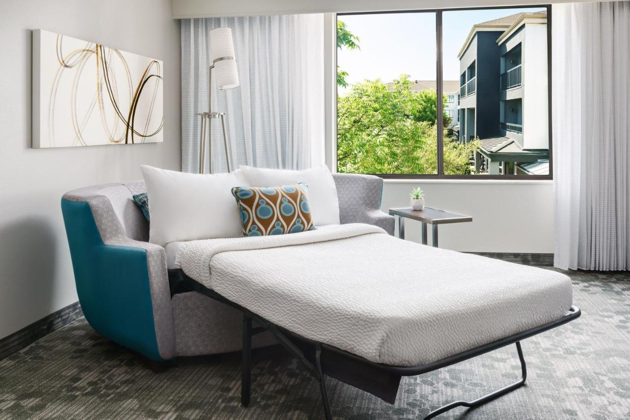 King Room Roll Shower Sofa Bed Mobility Access or Hearing Accessible