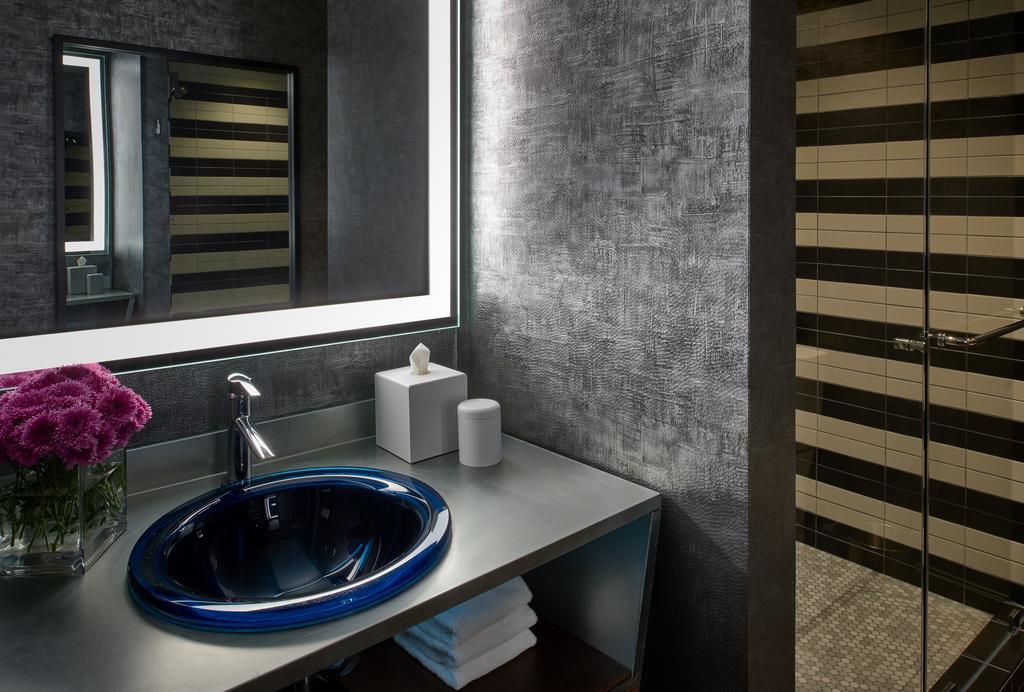 Premium Suite mit Queensize-Bett am Wasser