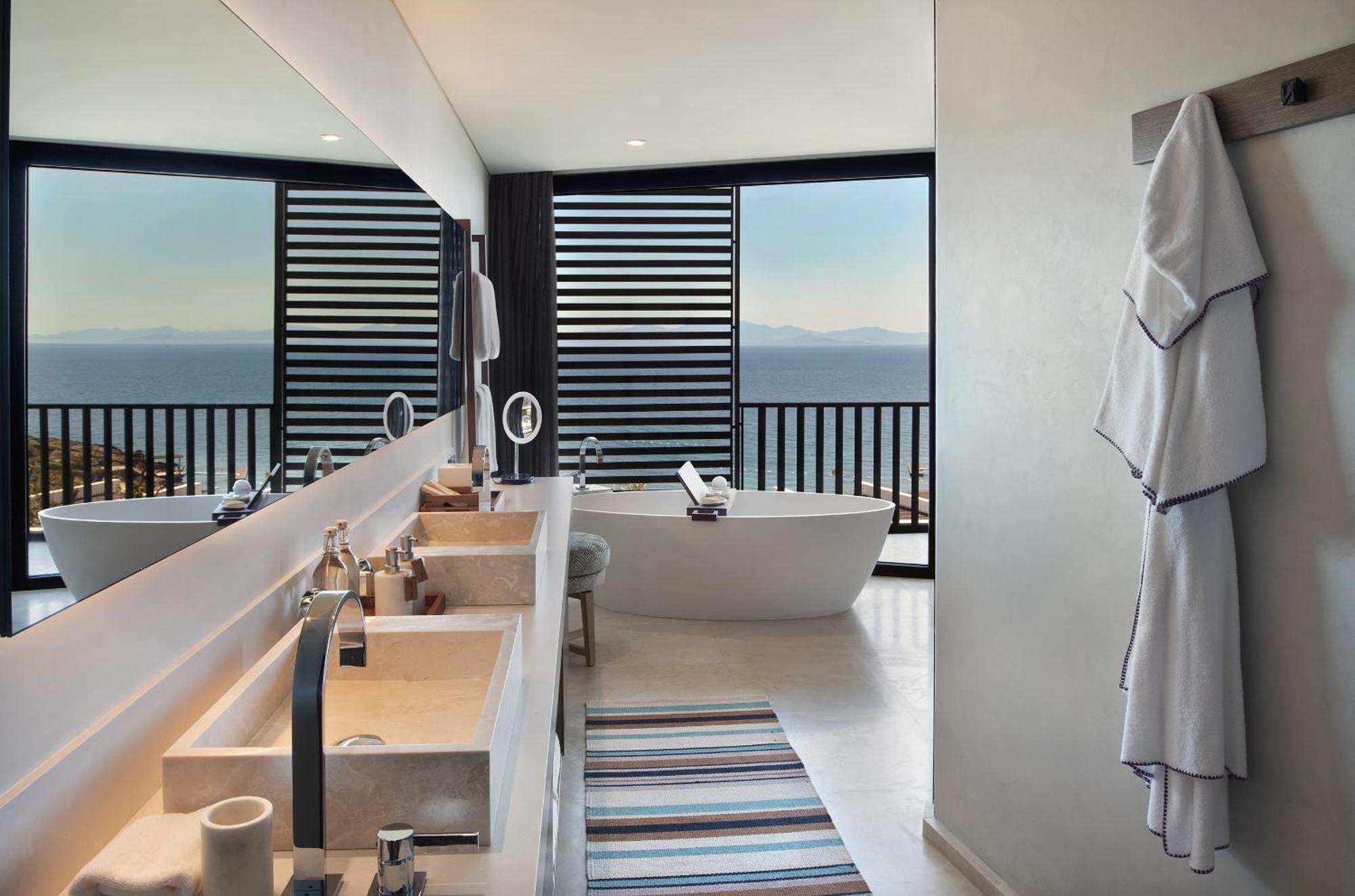 Superior King Sea View