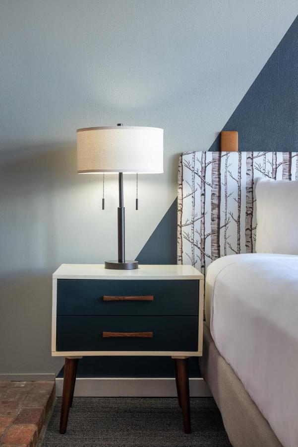 Queen Room Two Queen Beds