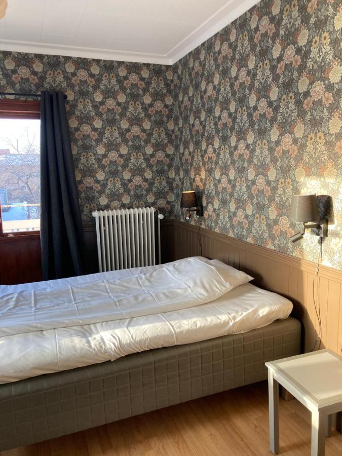 Single Room with Private Bathroom