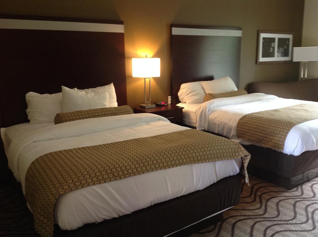 Queen Room with Two Queen Beds