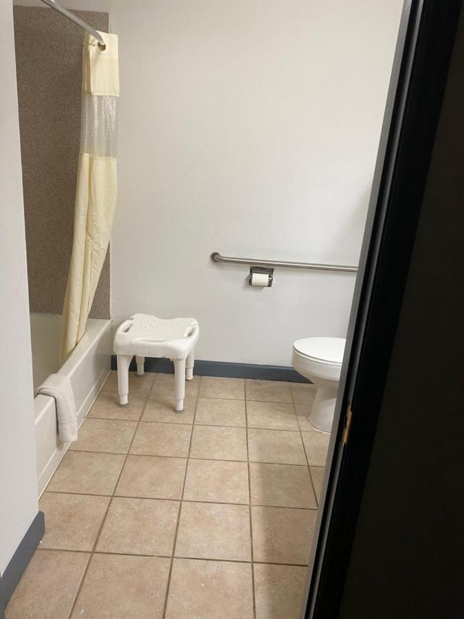 King Room Disability Access or Non-Smoking