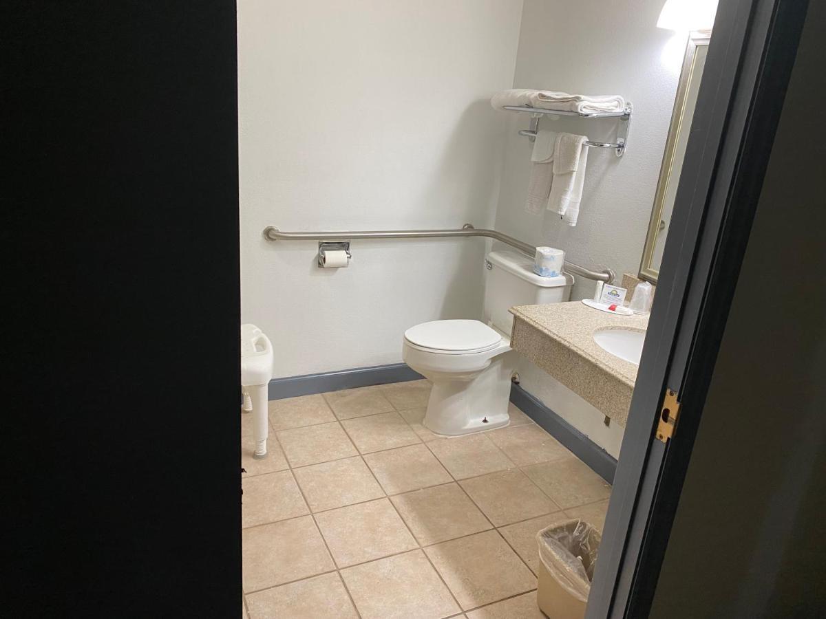 King Room Disability Access or Non-Smoking