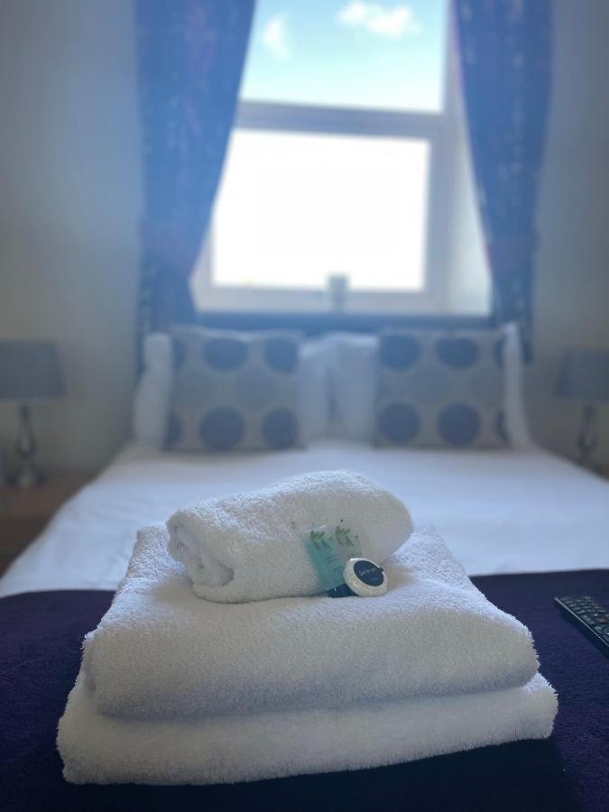 Double Room Private Bathroom