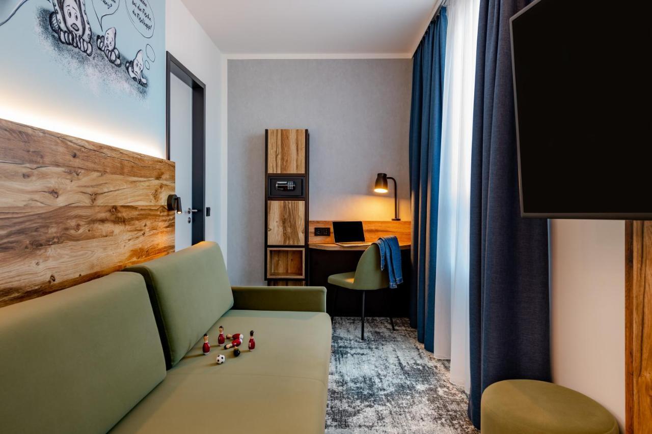 Modern Family Room One Double Bed One Sofa