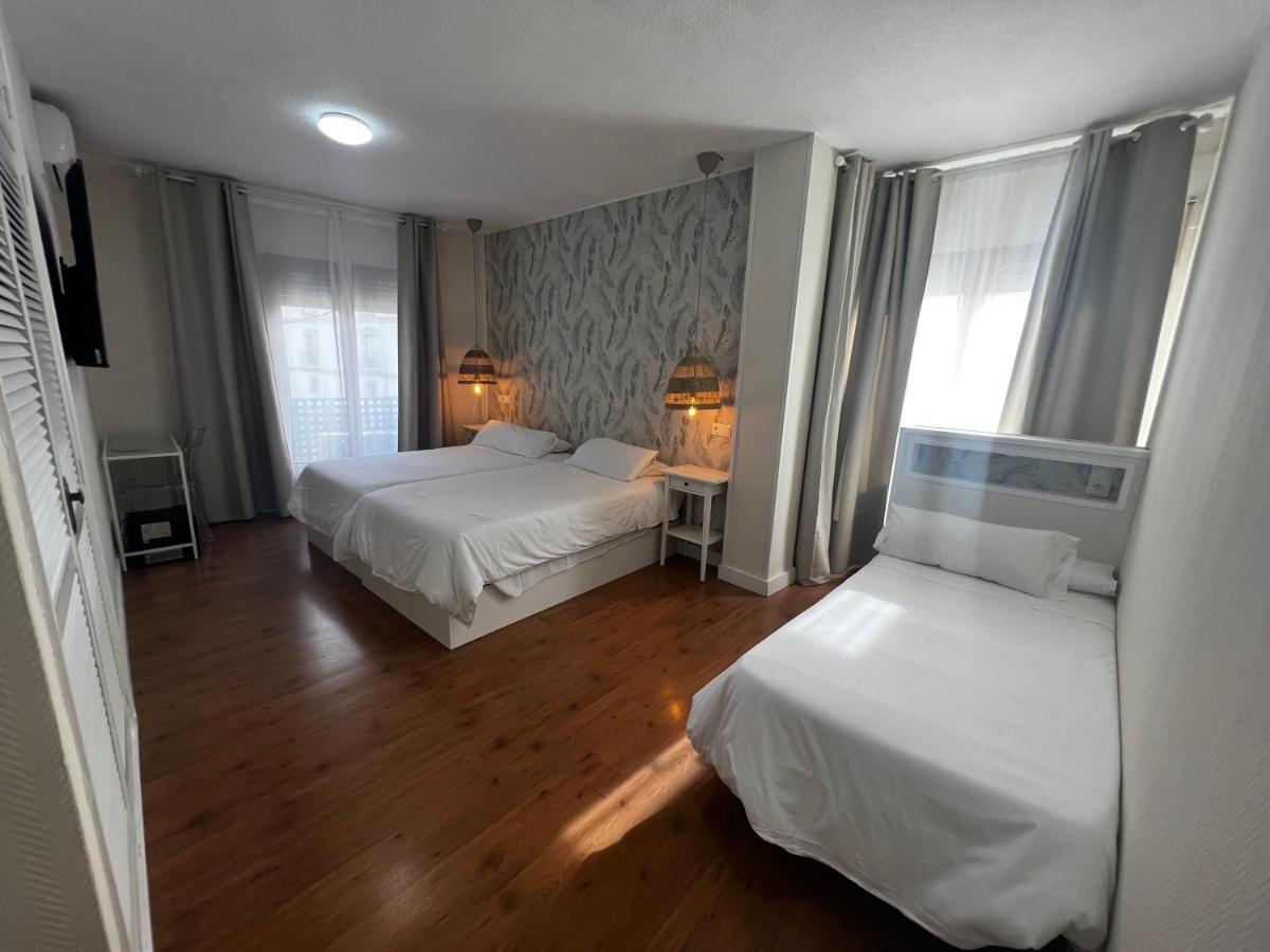 Triple Room,1364978900:JPEG