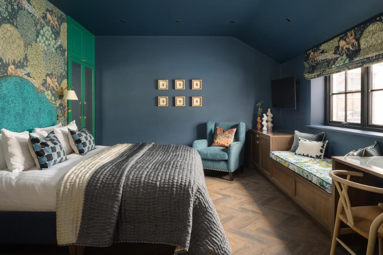 The Tempus King Room