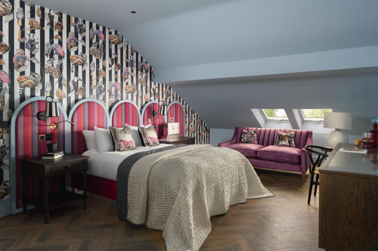 The Tempus King Room