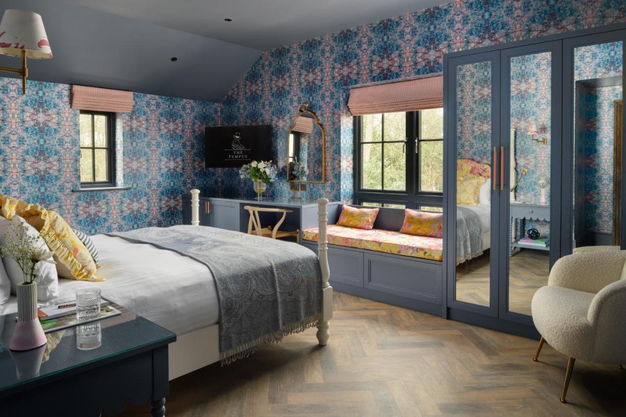 The Tempus King Room