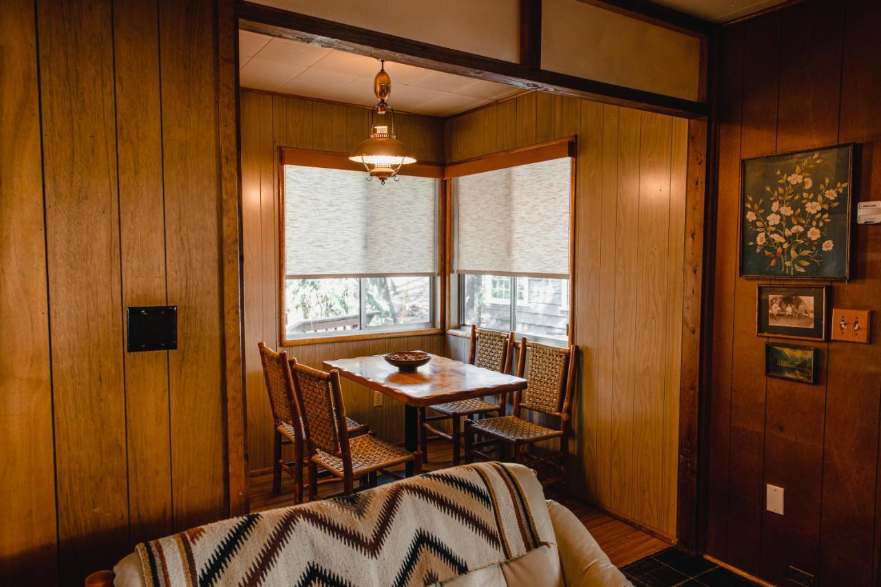 Large Double Room,1365510926:JPEG