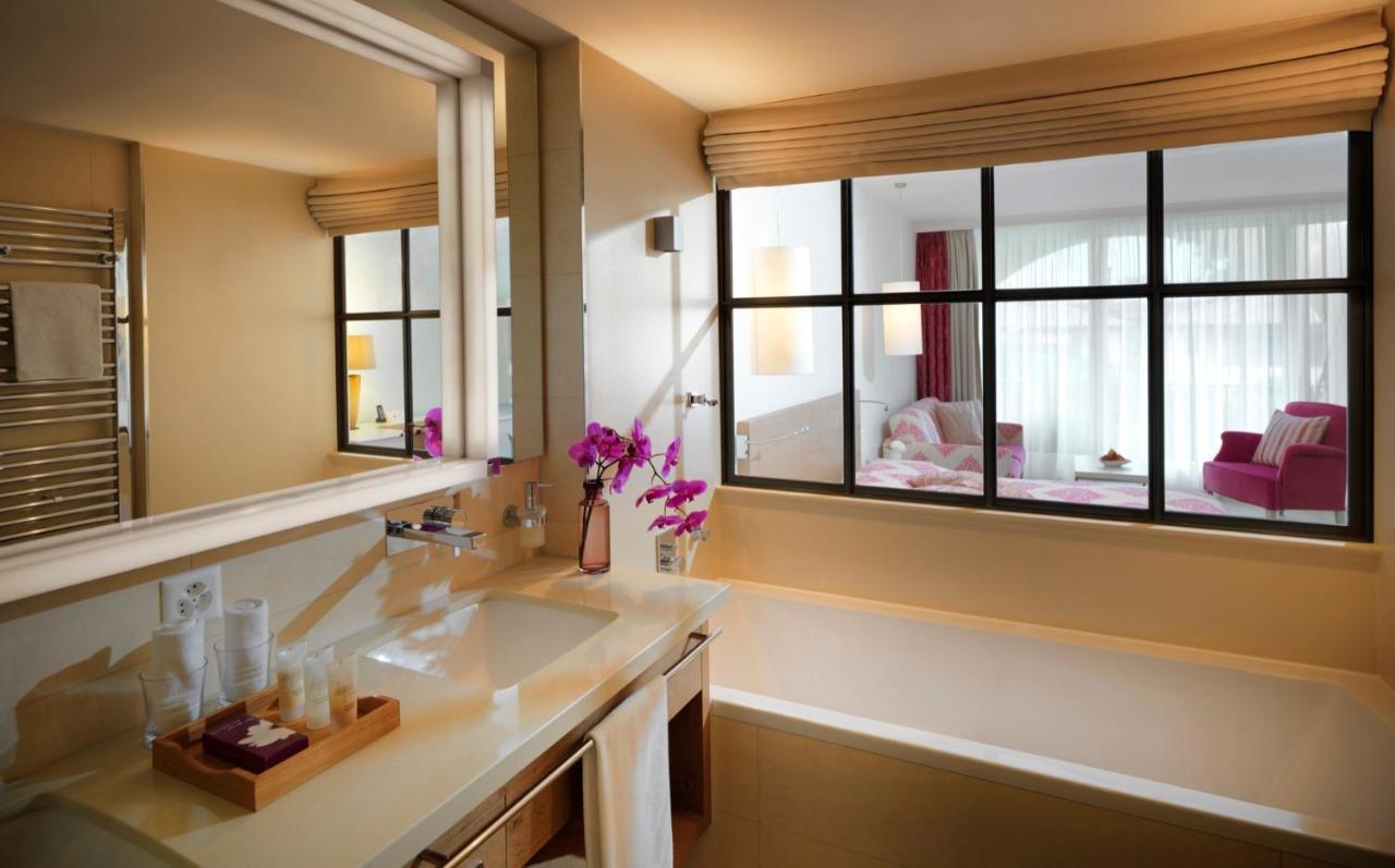 Double Room South