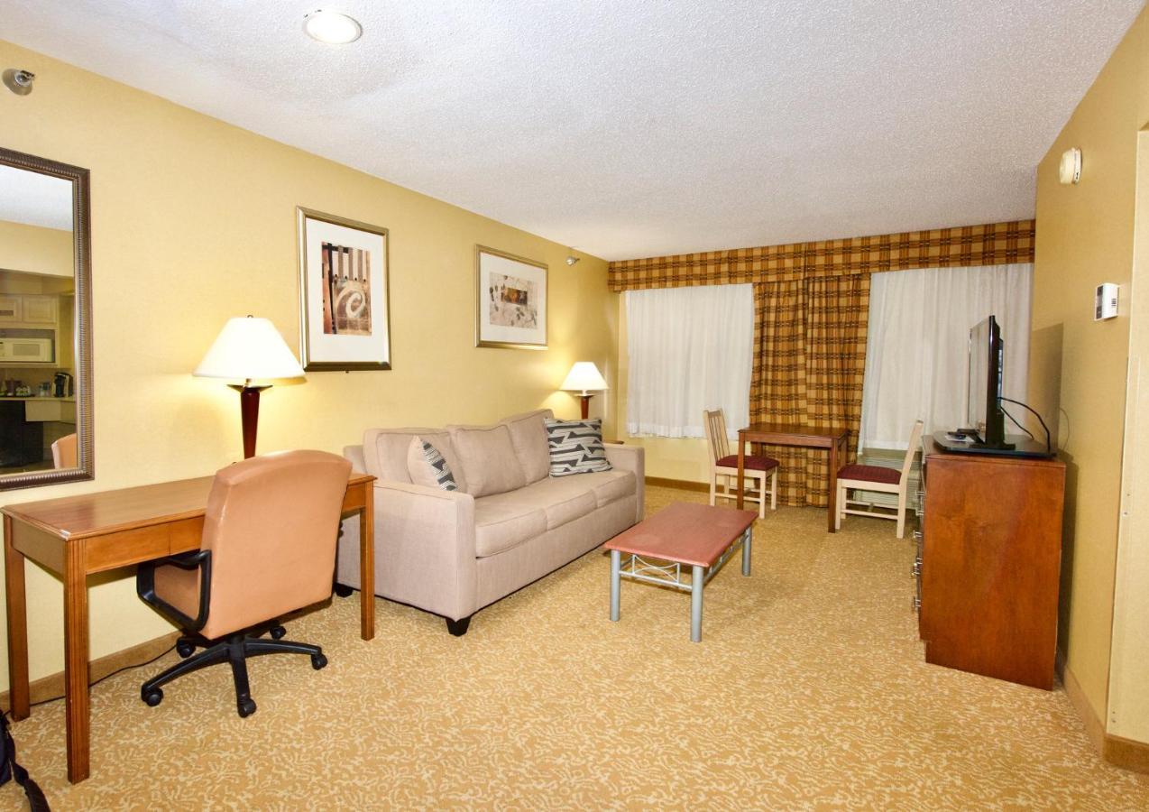 One-Bedroom King Suite,1708163920:JPEG