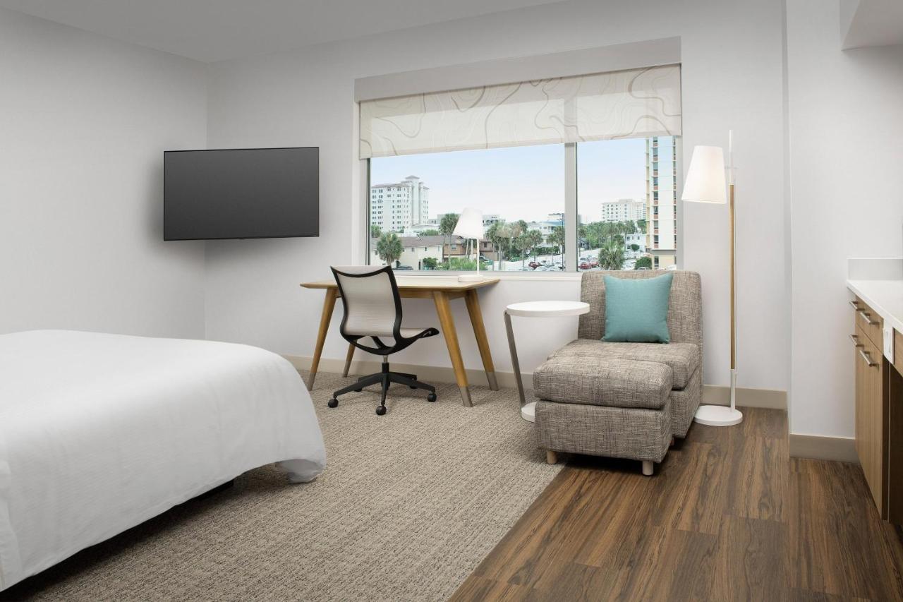 King Studio Sofa Bed City View