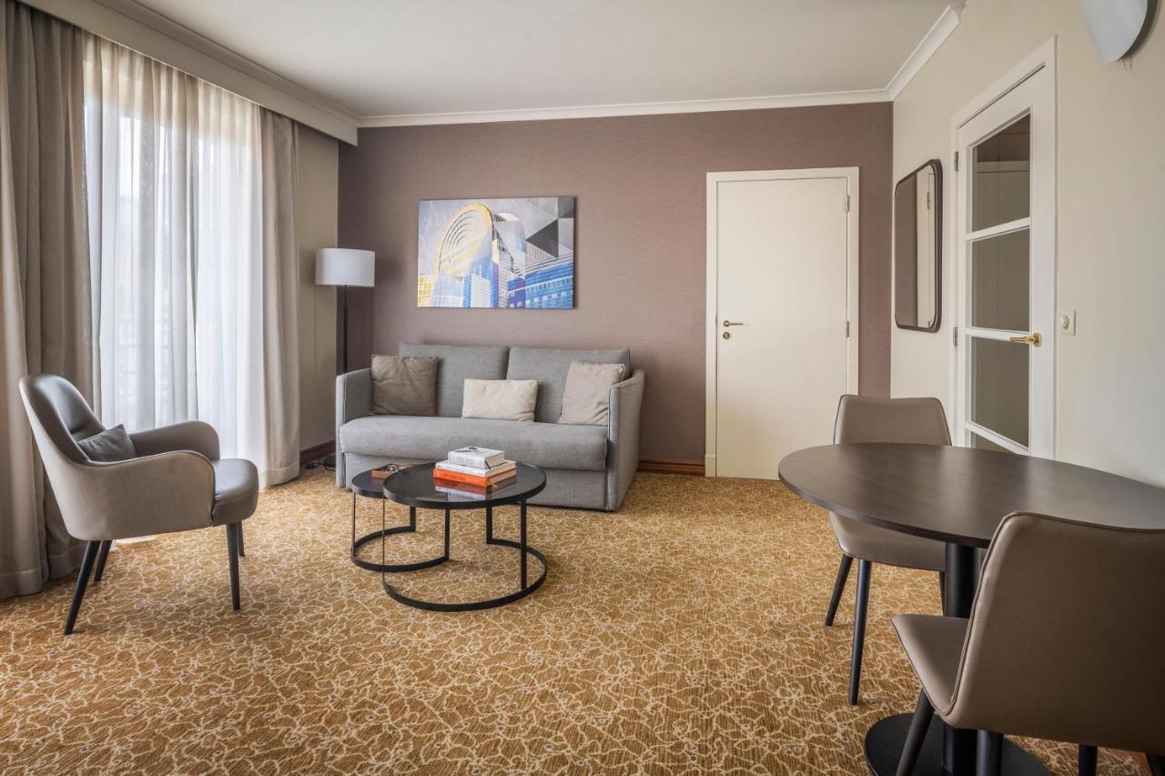 1 Bedroom Suite 2 Twin or Single Beds Sofa bed,1368346643:JPEG