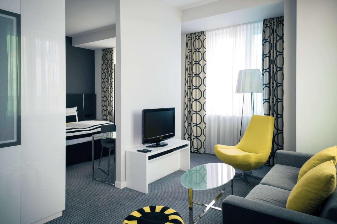 Junior Double Suite,1369599914:JPEG