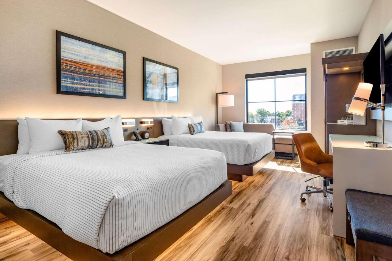 Standard Queen Room Two Queen Beds Non Smoking