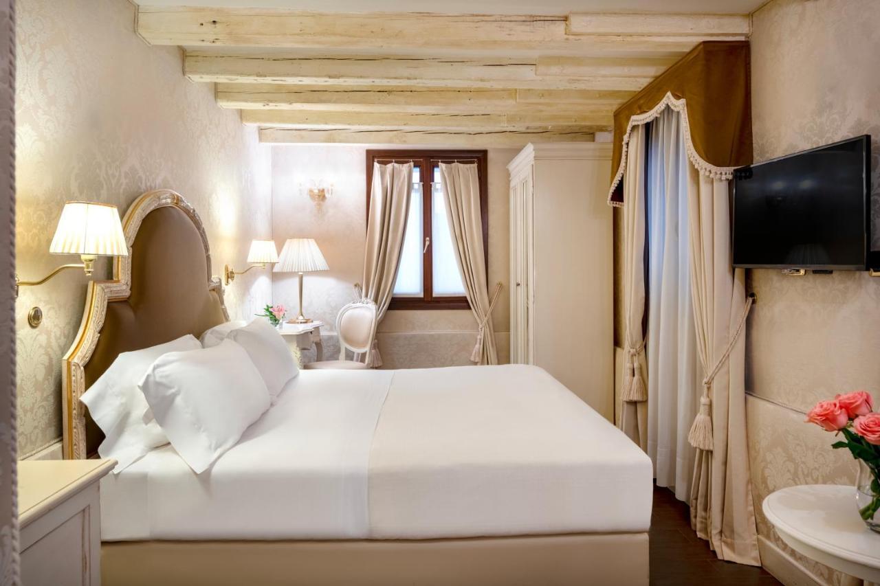 Superior Double or Twin Room,1368741080:JPEG