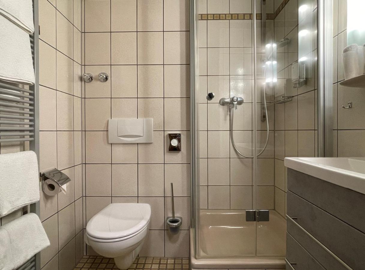 Doppelzimmer mit Balkon