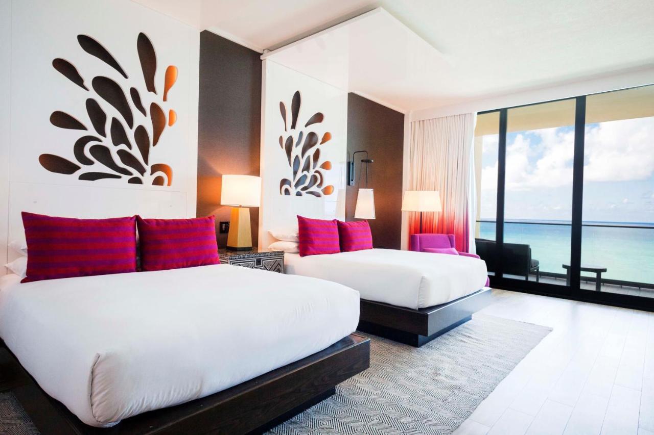 Standaard Kamer met 2 Queensize Bedden en Uitzicht op de Oceaan