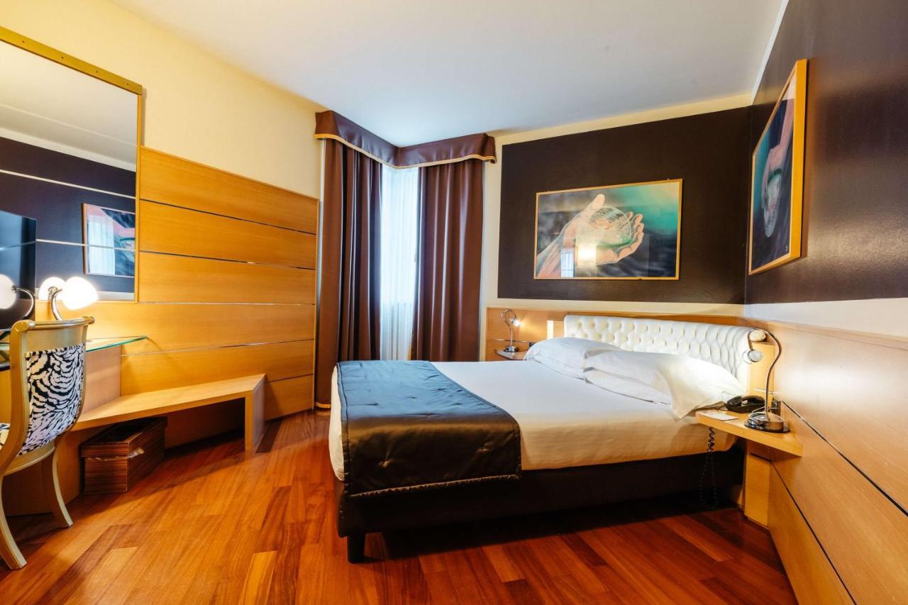 One-Bedroom Suite,1377039851:JPEG