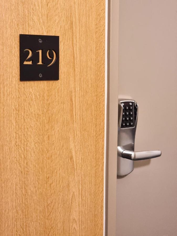 Chambre Triple - Accessible aux Personnes à Mobilité Réduite
