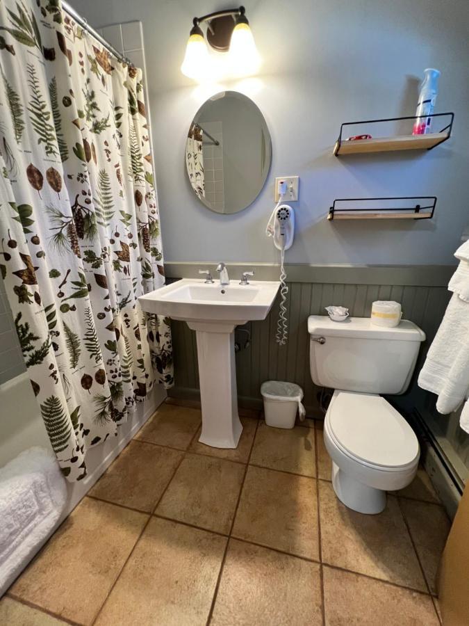 King Room,1556535421:JPEG
