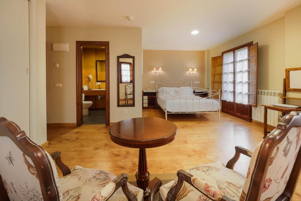 Superior Queen Room