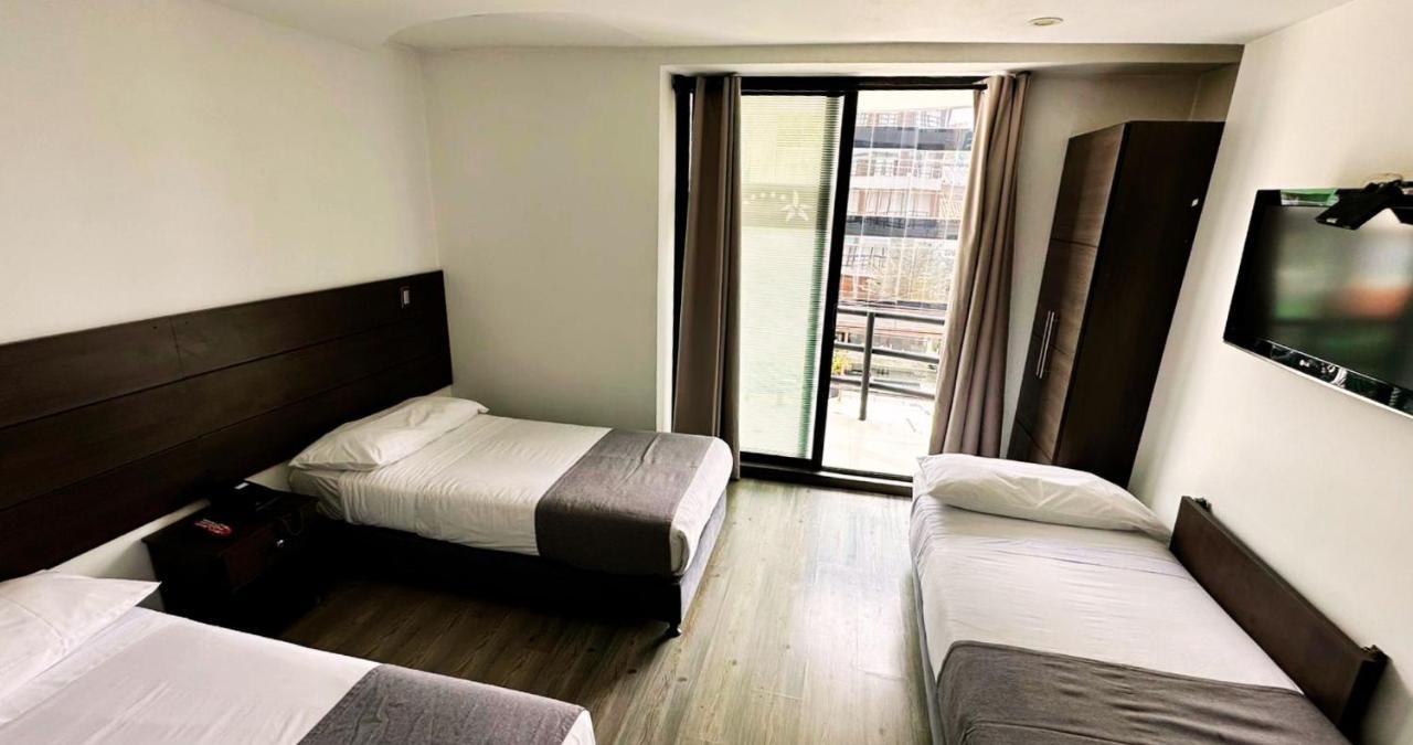 Triple Room with Private Bathroom