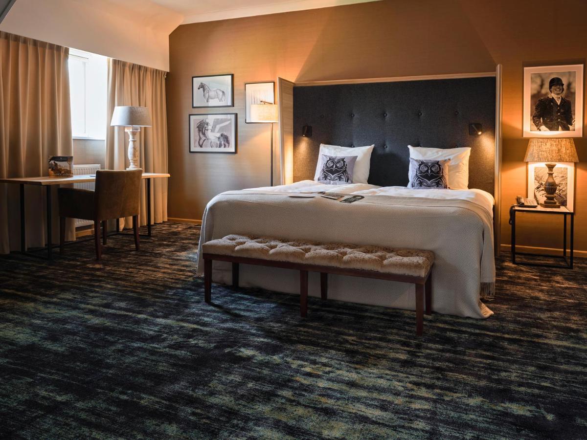 Deluxe Royal Suite