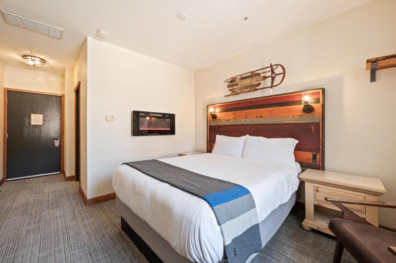 Queen Room View