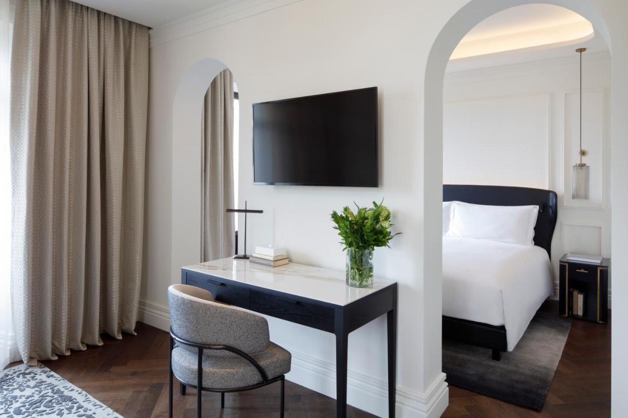 Junior Suite mit Kingsize-Bett, Schlafsofa und Aussicht