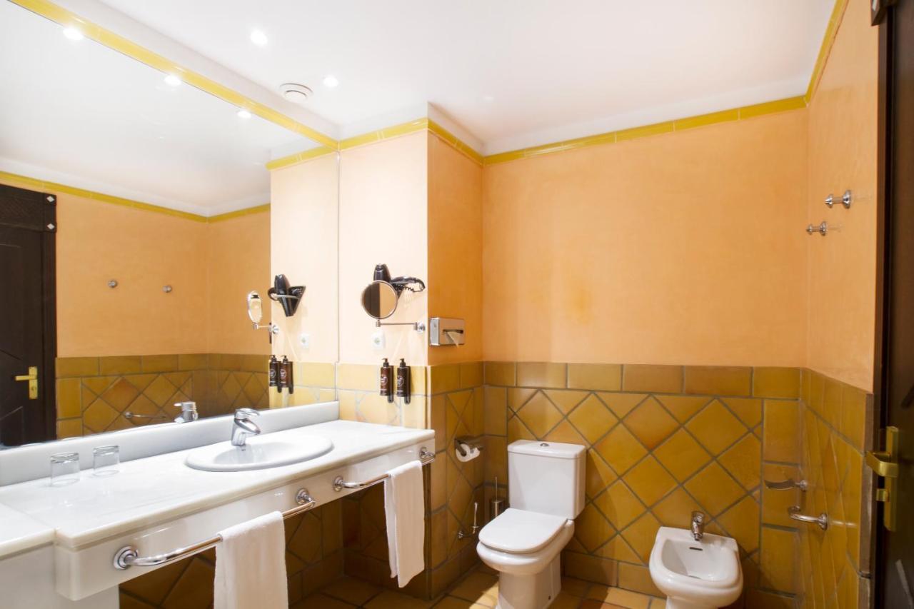 Double or Twin Room,1394987354:JPEG