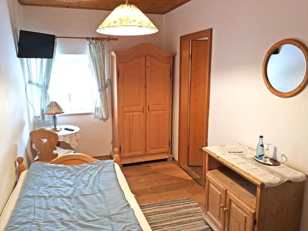 Single Room Private Bathroom