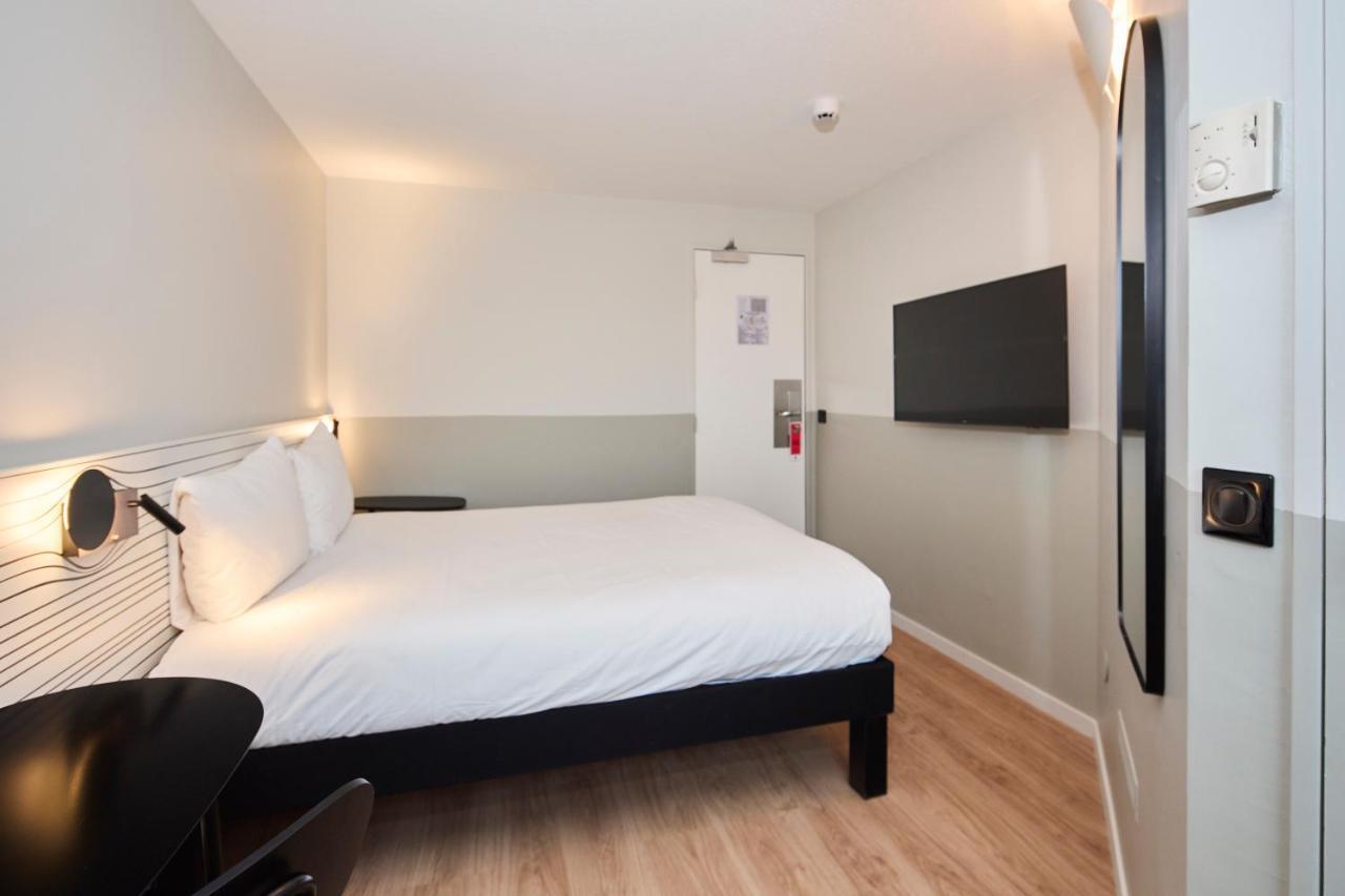 Standard Double Room,1397182832:JPEG