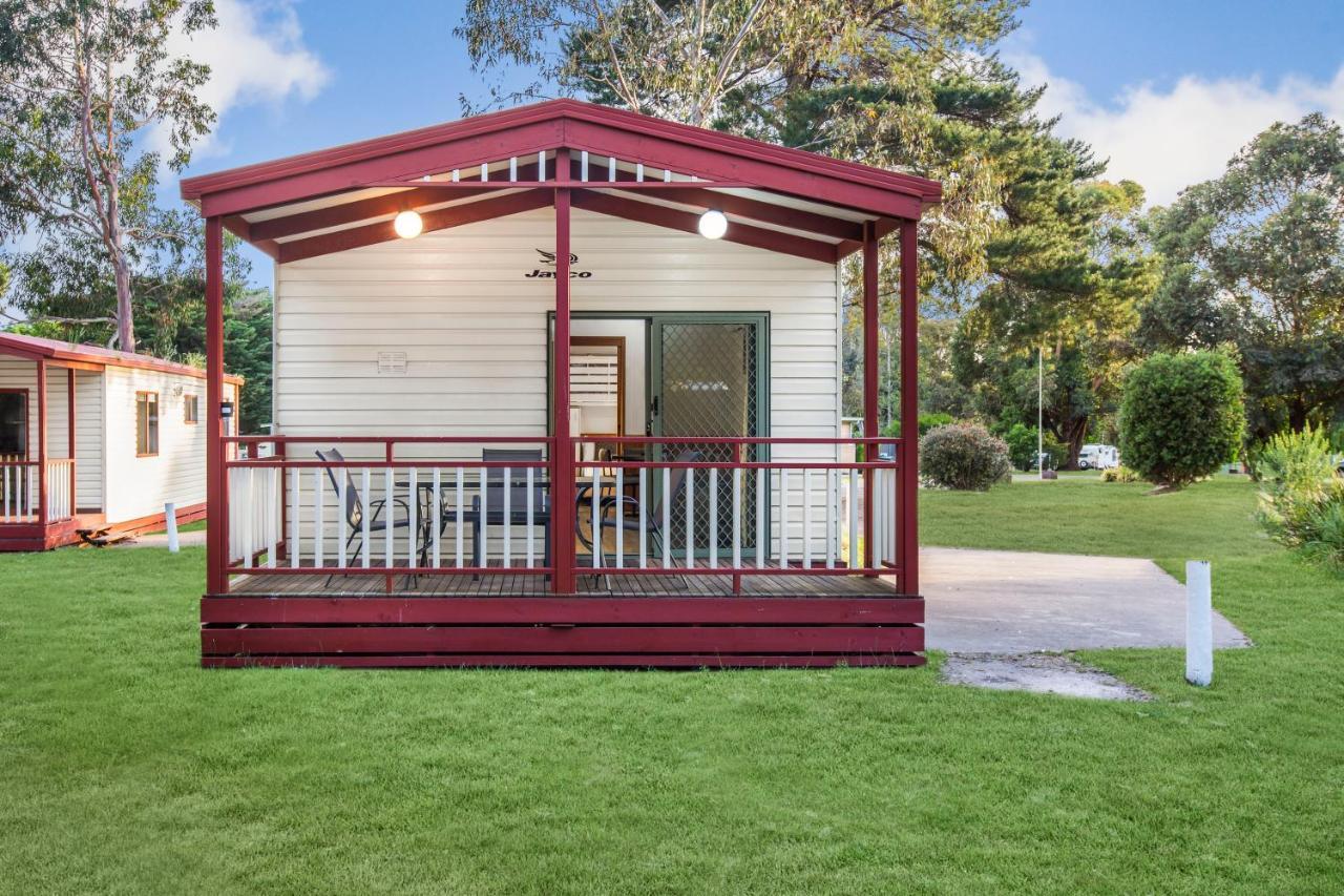 Twin Deluxe Cabin (5 Guests)