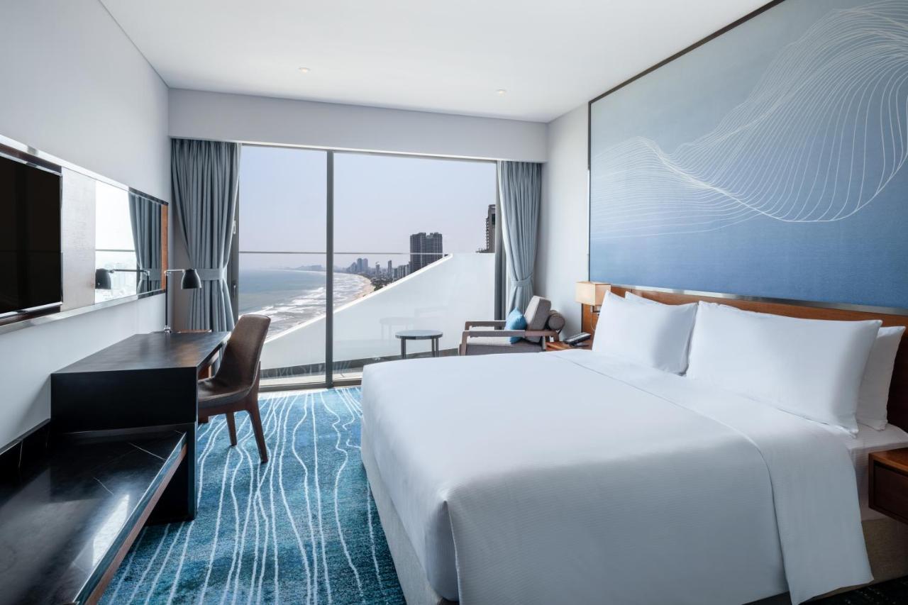 King Guest Room Balcony