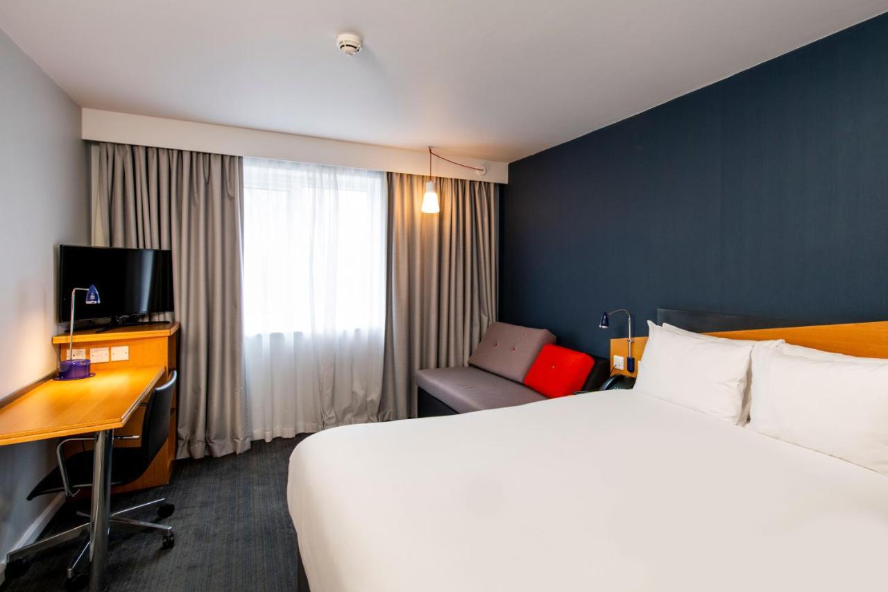 Camera Standard con Letto King-Size e Colazione Calda Gratuita