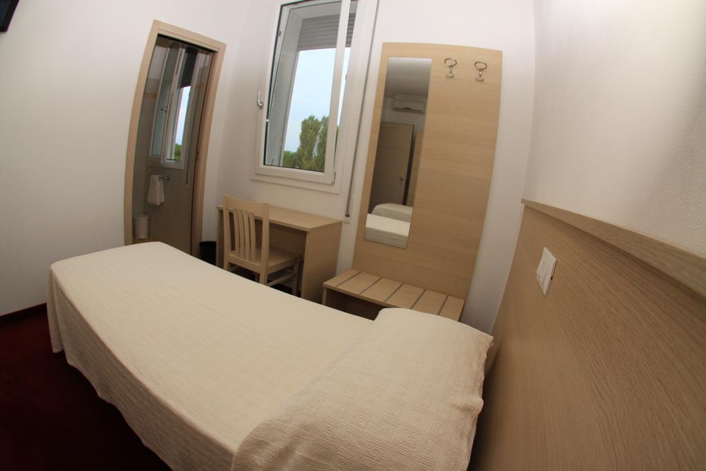 Single Room,140017677:JPEG