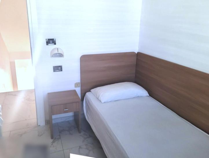 Budget Single Room