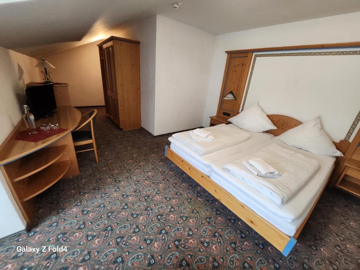 Standard Triple Room,1402935242:JPEG
