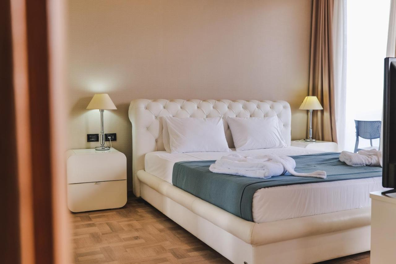 Ministry Suite Sea View