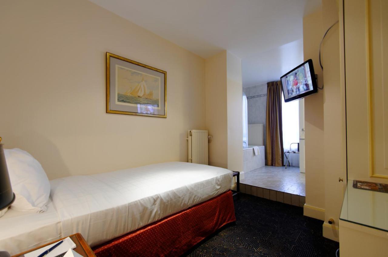 Small Single Room,1403822909:JPEG