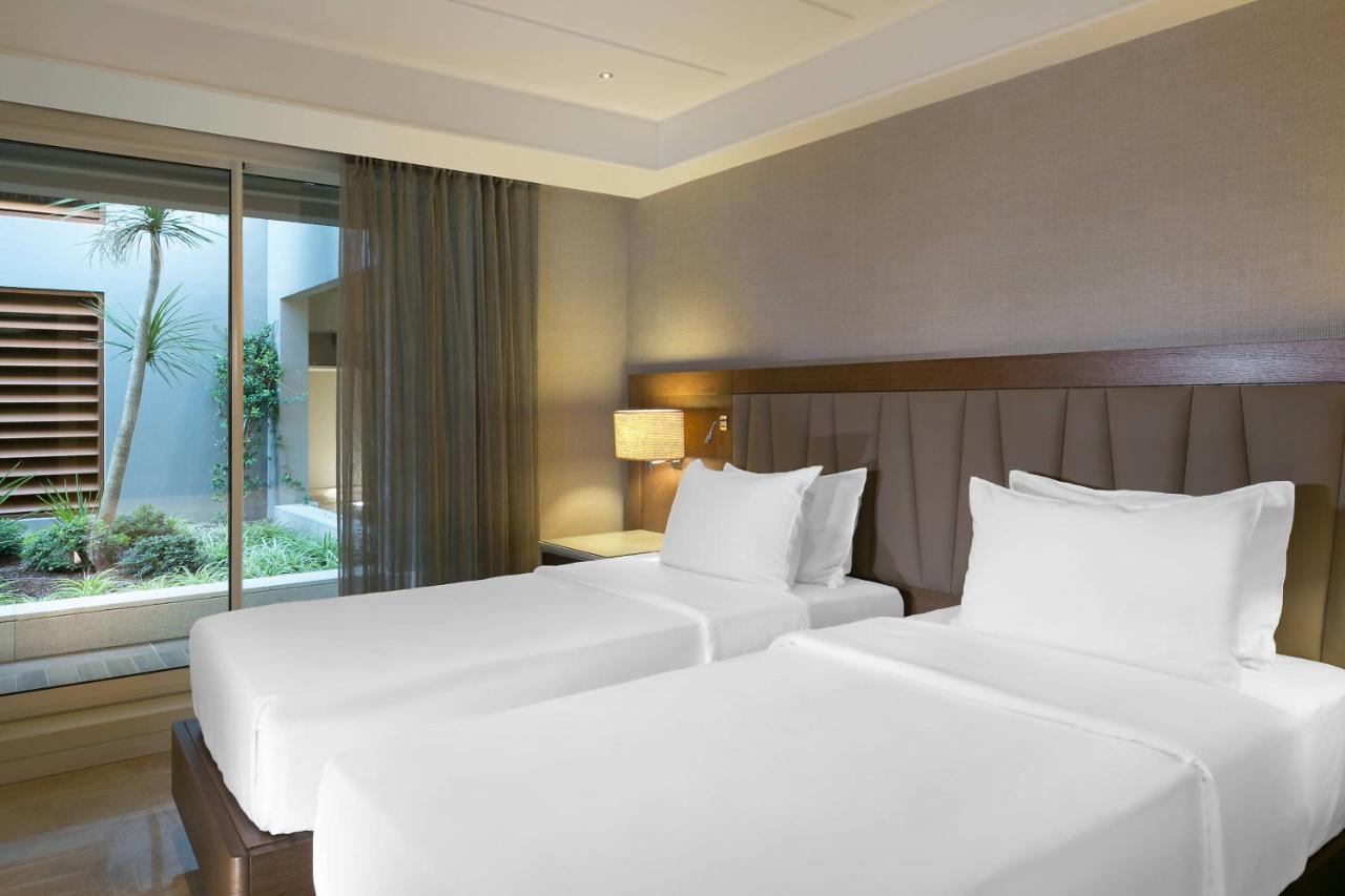 Suite met 2 Slaapkamers en Balkon - Uitzicht op Zee