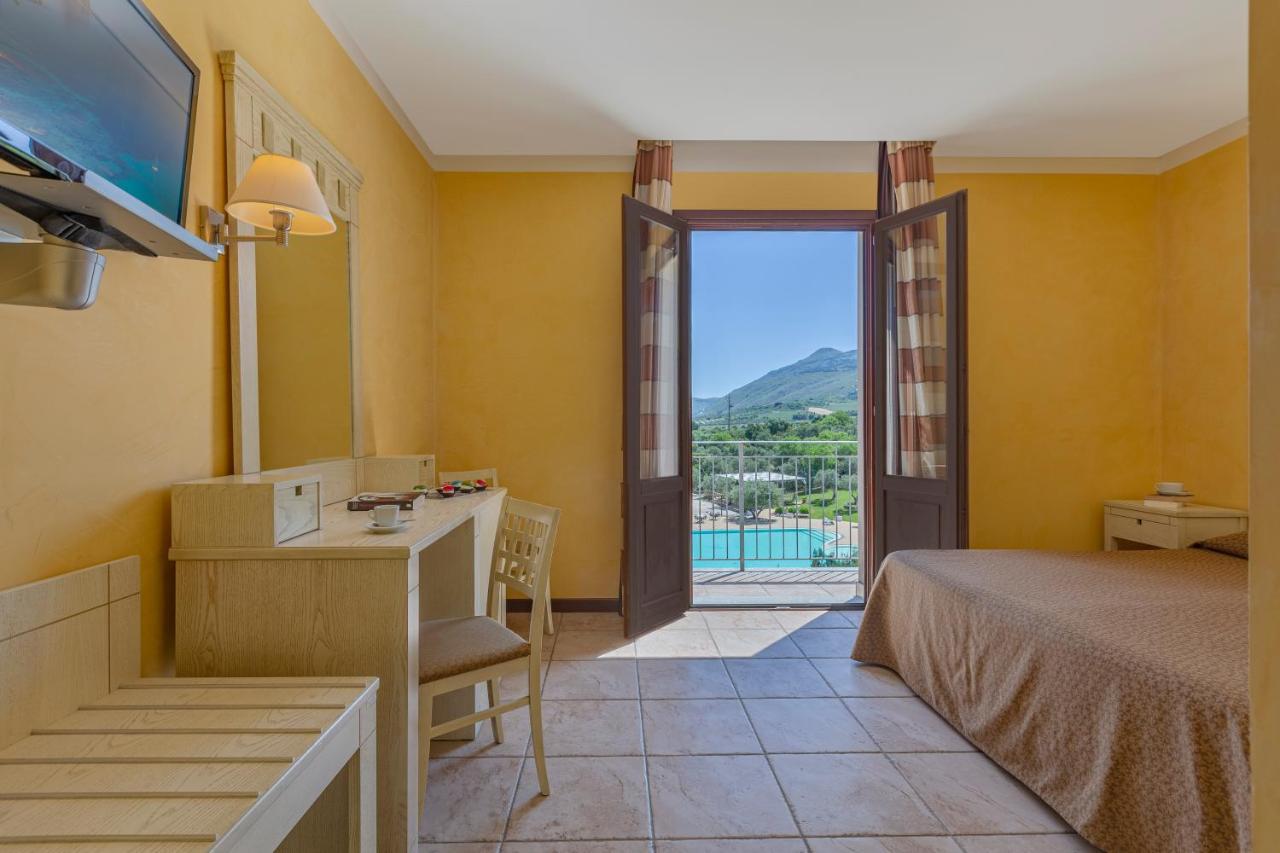 Double or Twin Room Pool View
