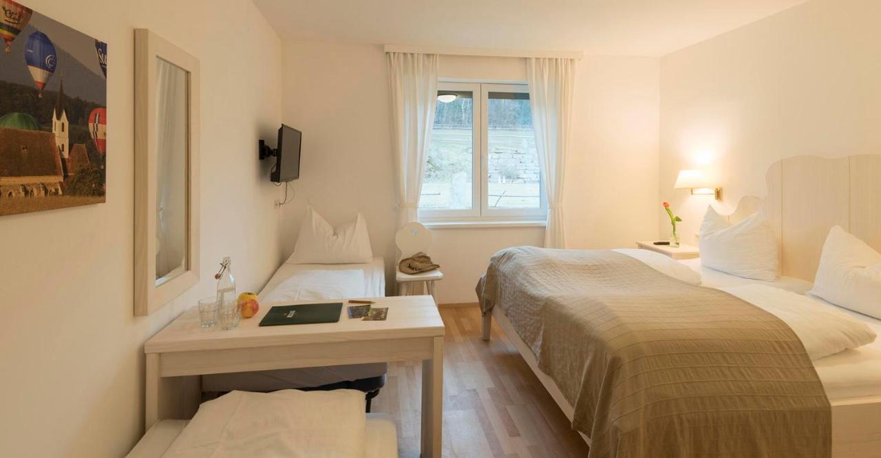 Doppelzimmer mit Dusche