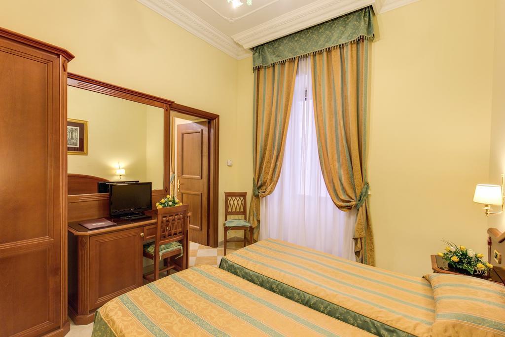 Double or Twin Room,430987845:JPEG