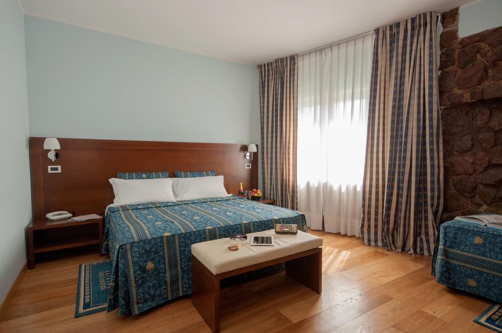 Double Room,1214052667:JPEG