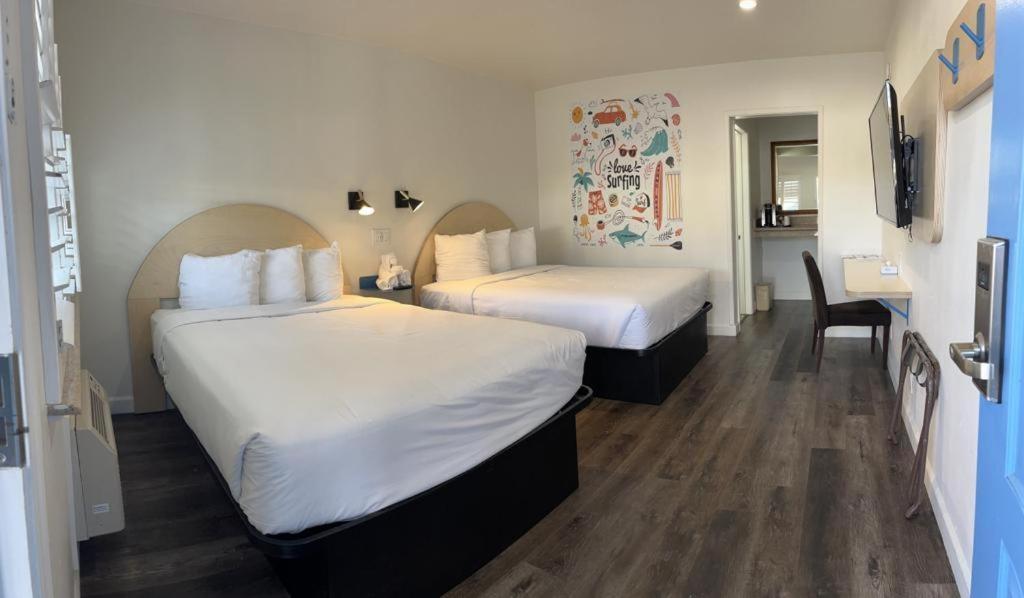 Room Two Double Beds