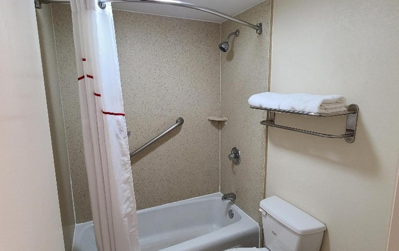 Deluxe Room Two Double Beds Non-Smoking